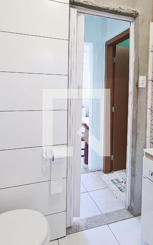 Casa à venda com 300m², 2 quartos e sem vaga Casa à venda com 300m², 2 quartos e sem vagaBanheiro