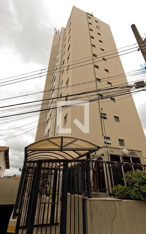 Apartamento à venda com 60m², 2 quartos e 1 vaga Apartamento à venda com 60m², 2 quartos e 1 vagaFachada do bloco