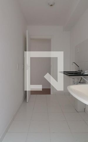 Apartamento à venda com 45m², 2 quartos e sem vagaCozinha e Área de Serviço