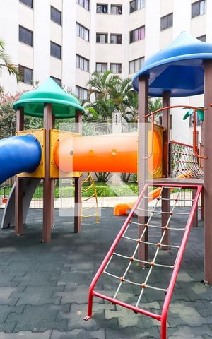 Apartamento à venda com 60m², 2 quartos e 1 vaga Apartamento à venda com 60m², 2 quartos e 1 vagaÁrea comum - Playground
