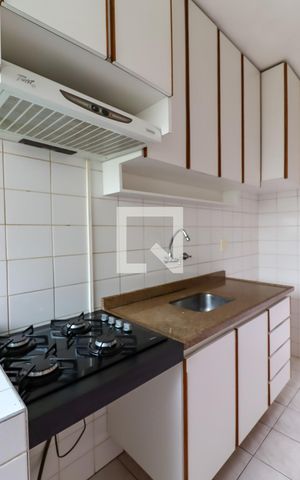 Apartamento à venda com 60m², 2 quartos e 1 vaga Apartamento à venda com 60m², 2 quartos e 1 vagaCozinha