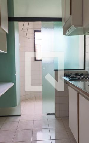 Apartamento à venda com 60m², 2 quartos e 1 vaga Apartamento à venda com 60m², 2 quartos e 1 vagaCozinha
