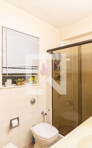 Apartamento à venda com 100m², 2 quartos e sem vagaBanheiro