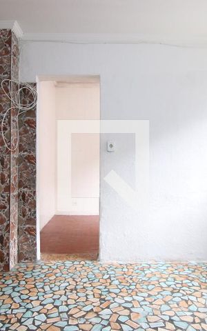 Casa à venda com 300m², 3 quartos e 2 vagasSala