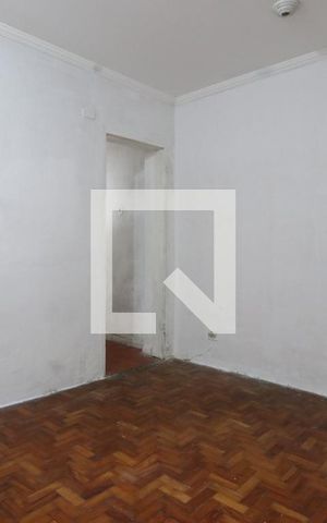 Casa à venda com 300m², 3 quartos e 2 vagasSuíte 