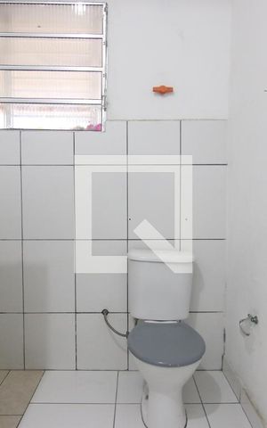 Casa à venda com 300m², 3 quartos e 2 vagasBanheiro da Suíte