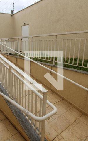 Apartamento para alugar com 33m², 1 quarto e sem vagaCorredor