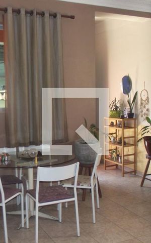 Casa à venda com 360m², 4 quartos e 3 vagasSala