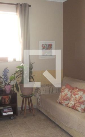Casa à venda com 360m², 4 quartos e 3 vagasSala