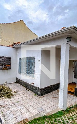 Casa à venda com 140m², 3 quartos e 2 vagasÁrea externa