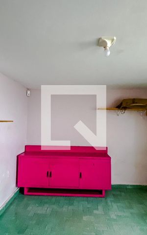 Casa à venda com 140m², 3 quartos e 2 vagasQuarto de Serviço