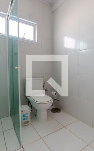 Casa para alugar com 450m², 5 quartos e 8 vagas Casa para alugar com 450m², 5 quartos e 8 vagasBanheiro da suíte 4