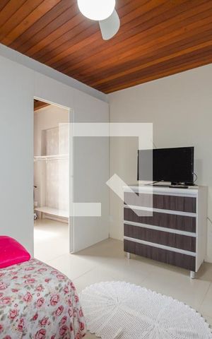 Casa para alugar com 450m², 5 quartos e 8 vagas Casa para alugar com 450m², 5 quartos e 8 vagasSuíte 3