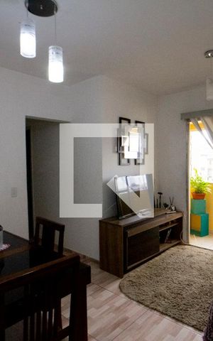 Apartamento à venda com 70m², 2 quartos e 1 vaga Apartamento à venda com 70m², 2 quartos e 1 vagaSala
