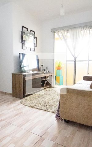 Apartamento à venda com 70m², 2 quartos e 1 vaga Apartamento à venda com 70m², 2 quartos e 1 vagaSala