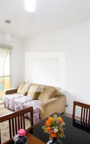 Apartamento à venda com 70m², 2 quartos e 1 vaga Apartamento à venda com 70m², 2 quartos e 1 vagaSala