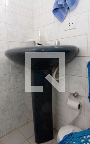Apartamento à venda com 70m², 2 quartos e 1 vaga Apartamento à venda com 70m², 2 quartos e 1 vagaBanheiro