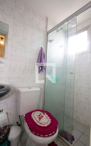 Apartamento à venda com 70m², 2 quartos e 1 vaga Apartamento à venda com 70m², 2 quartos e 1 vagaBanheiro da Suíte Quarto 2