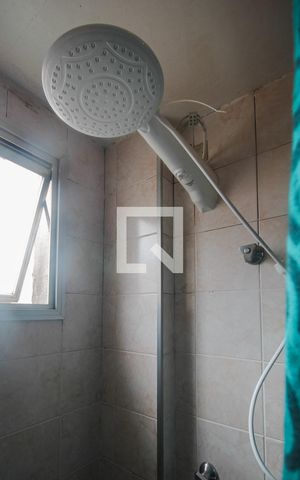 Apartamento à venda com 57m², 2 quartos e 1 vaga Apartamento à venda com 57m², 2 quartos e 1 vagaBanheiro