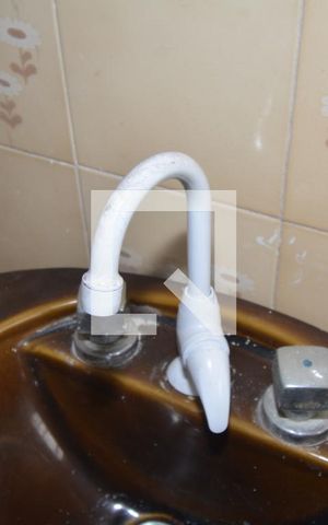 Apartamento à venda com 78m², 2 quartos e 1 vagaBanheiro -Torneira