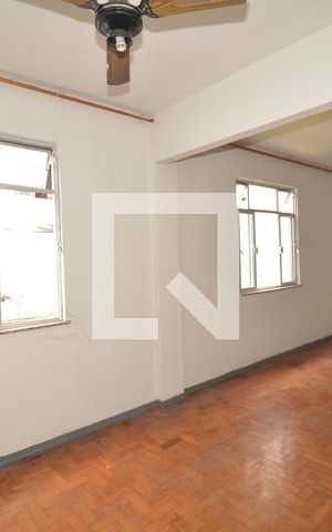 Apartamento à venda com 78m², 2 quartos e 1 vagaSala