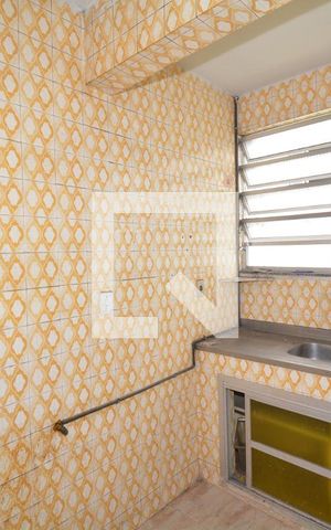 Apartamento à venda com 78m², 2 quartos e 1 vagaCozinha
