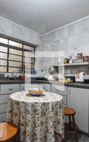 Casa para alugar com 185m², 3 quartos e 1 vagaCozinha