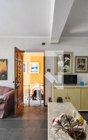 Casa para alugar com 185m², 3 quartos e 1 vagaSala