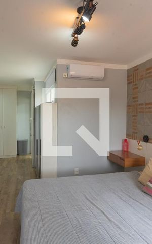 Casa à venda com 160m², 3 quartos e 1 vaga Casa à venda com 160m², 3 quartos e 1 vagaSuíte