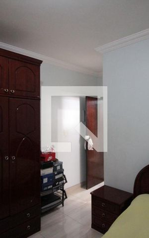 Casa à venda com 238m², 4 quartos e 11 vagasSuite