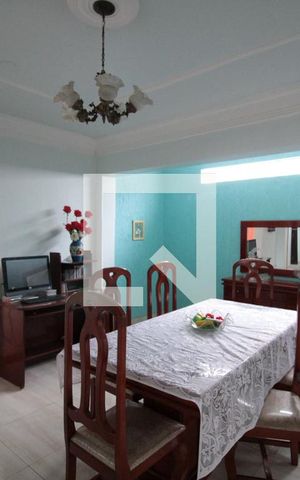 Casa à venda com 238m², 4 quartos e 11 vagasCopa