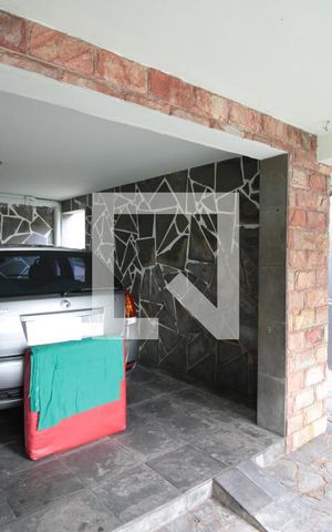 Casa à venda com 238m², 4 quartos e 11 vagasGaragem