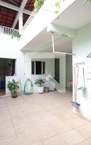 Casa à venda com 238m², 4 quartos e 11 vagasArea de Serviço