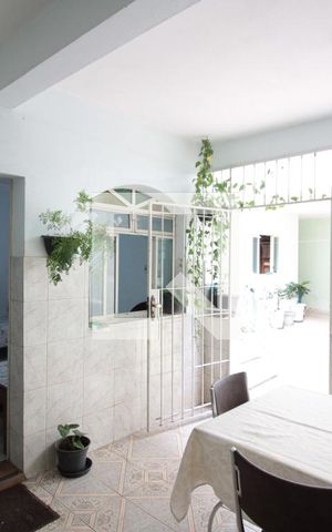 Casa à venda com 238m², 4 quartos e 11 vagasCopa 2