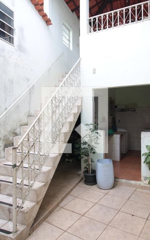Casa à venda com 238m², 4 quartos e 11 vagasArea de Serviço
