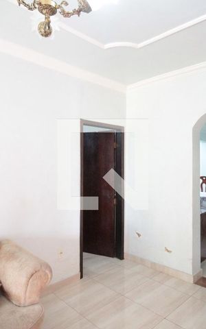 Casa à venda com 238m², 4 quartos e 11 vagasSala