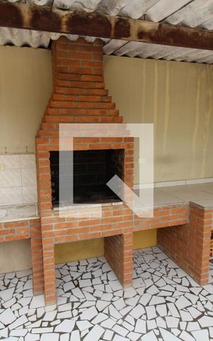 Casa à venda com 110m², 2 quartos e 1 vagaChurrasquiera
