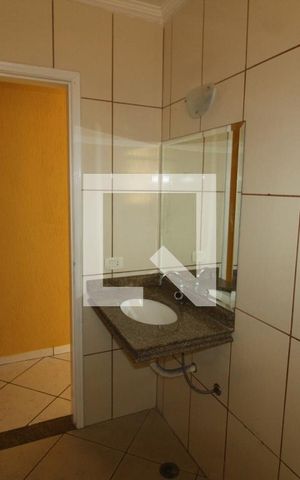 Casa à venda com 110m², 2 quartos e 1 vagaBanheiro