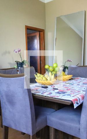 Casa à venda com 300m², 4 quartos e 2 vagas Casa à venda com 300m², 4 quartos e 2 vagas Sala 2