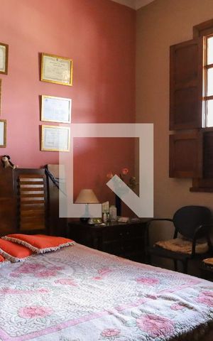 Casa à venda com 300m², 4 quartos e 2 vagas Casa à venda com 300m², 4 quartos e 2 vagasQuarto 3