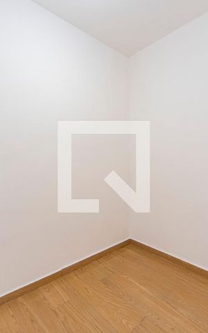 Casa de condomínio à venda com 200m², 4 quartos e 3 vagas Casa de condomínio à venda com 200m², 4 quartos e 3 vagasCloset do quarto 4