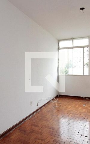 Apartamento à venda com 72m², 2 quartos e sem vagaSala