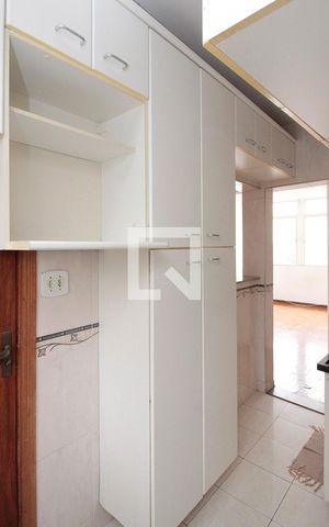 Apartamento à venda com 72m², 2 quartos e sem vagaCozinha