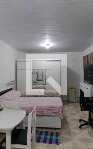 Casa à venda com 160m², 4 quartos e sem vaga Casa à venda com 160m², 4 quartos e sem vagaKitnet (Edícula)