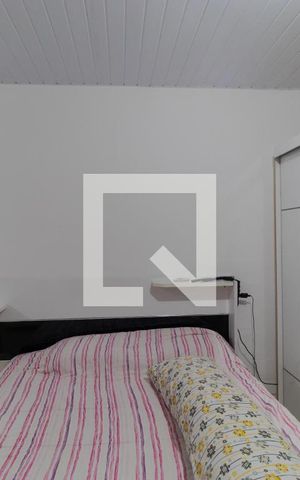 Casa à venda com 160m², 4 quartos e sem vaga Casa à venda com 160m², 4 quartos e sem vagaKitnet (Edícula)