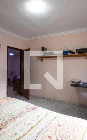 Casa à venda com 220m², 3 quartos e 4 vagas Casa à venda com 220m², 3 quartos e 4 vagasSuíte 3