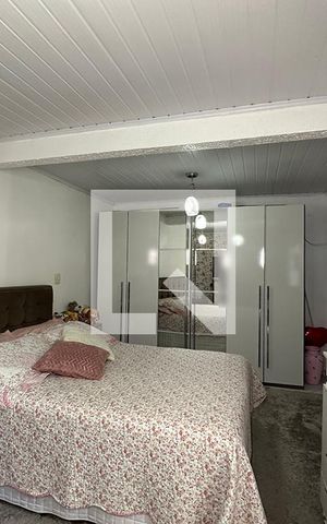 Casa à venda com 140m², 3 quartos e 2 vagasQuarto 1 - Suíte
