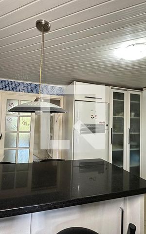 Casa à venda com 140m², 3 quartos e 2 vagasCozinha