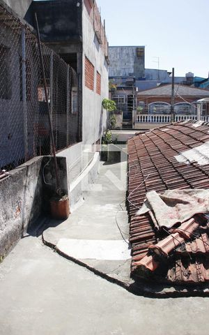 Casa à venda com 200m², 2 quartos e 2 vagasArea superior