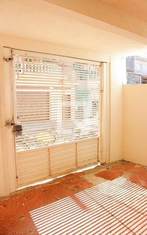 Casa à venda com 200m², 2 quartos e 2 vagasGaragem